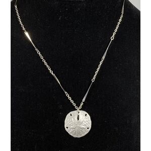 Yorkshire Vintage Sand Dollar Pendant Necklace Silvertone 90's 17”